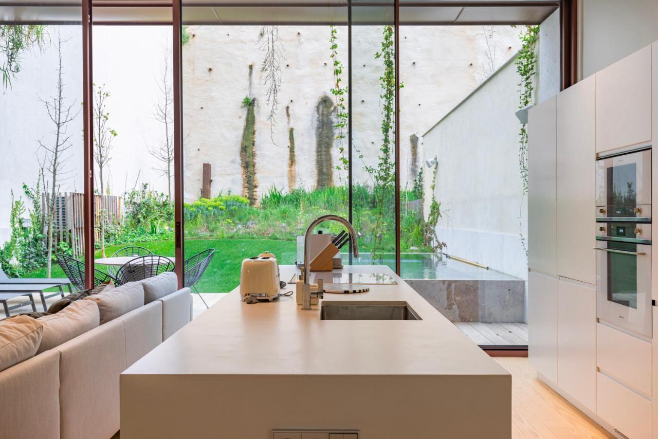 Hidden Pearl W/ Patio & Pool By Lovelystay Lisboa Εξωτερικό φωτογραφία